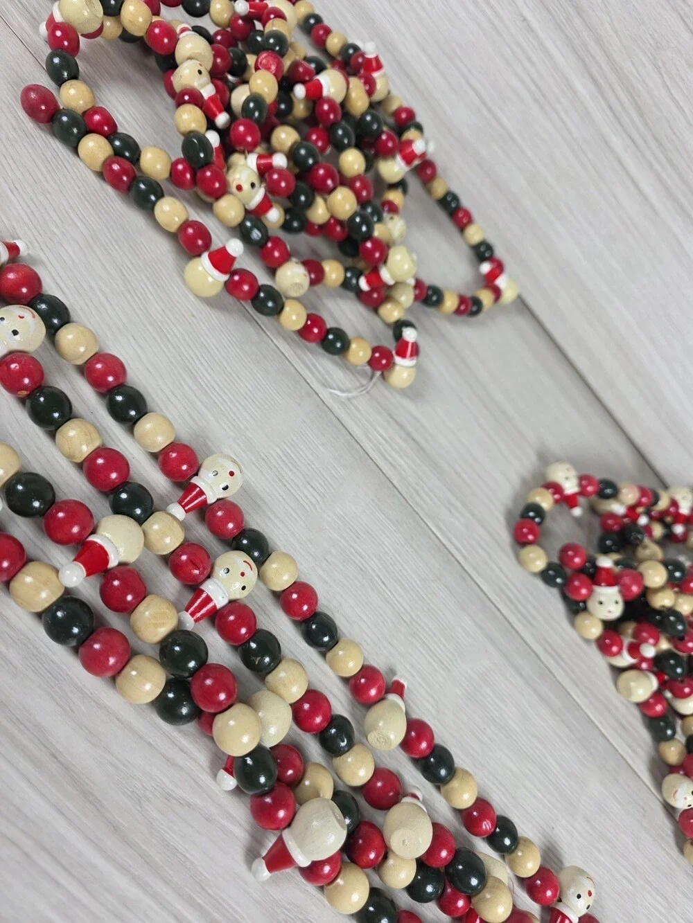 Set Painted Wooden Bead Garlands w Santa Heads Folk Art Holiday Primitive SU44